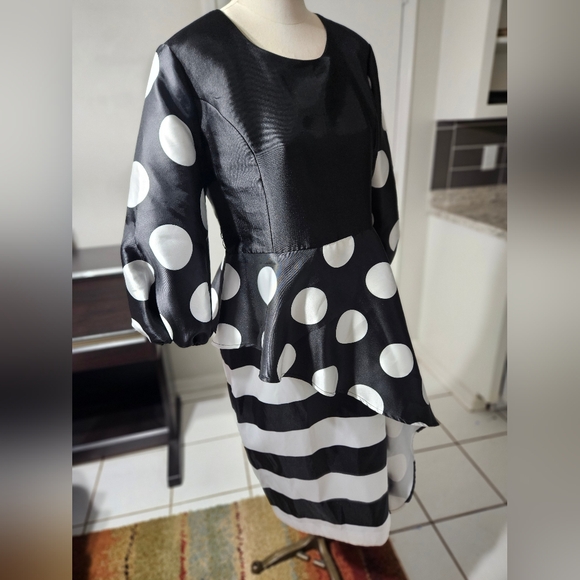 Dresses by Nubiano Amazing Polka-dot Dress Size 12 - Picture 2 of 8